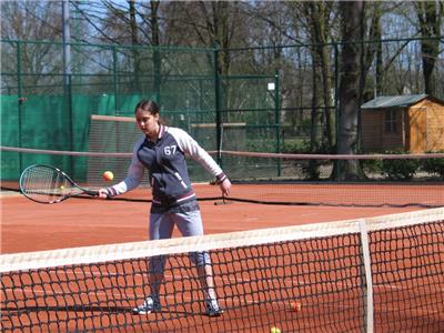 Tennisinitiatie tijdens Open Deur voor de jeugd